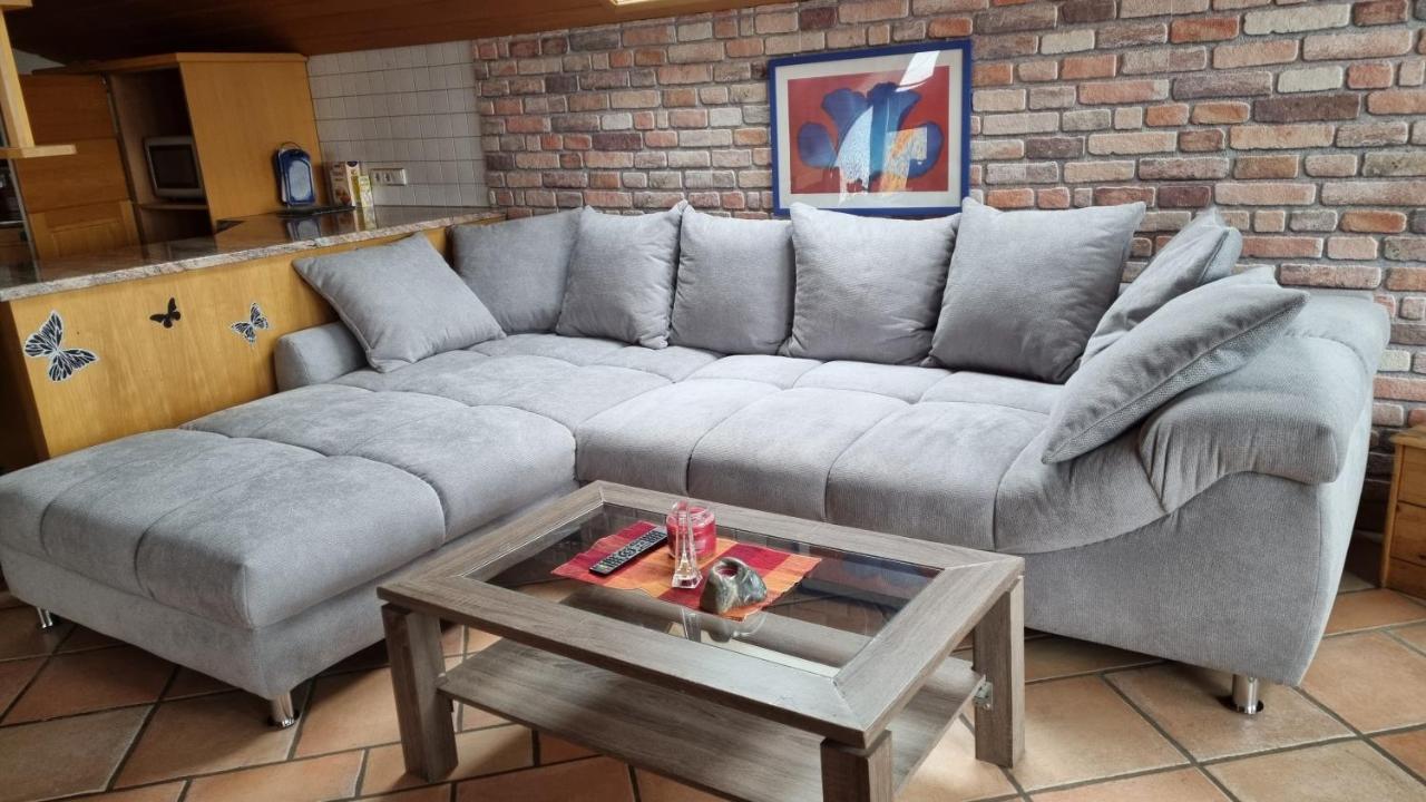 Schoene 4-zimmer-ferienwohnung Zu Vermieten * Löffingen