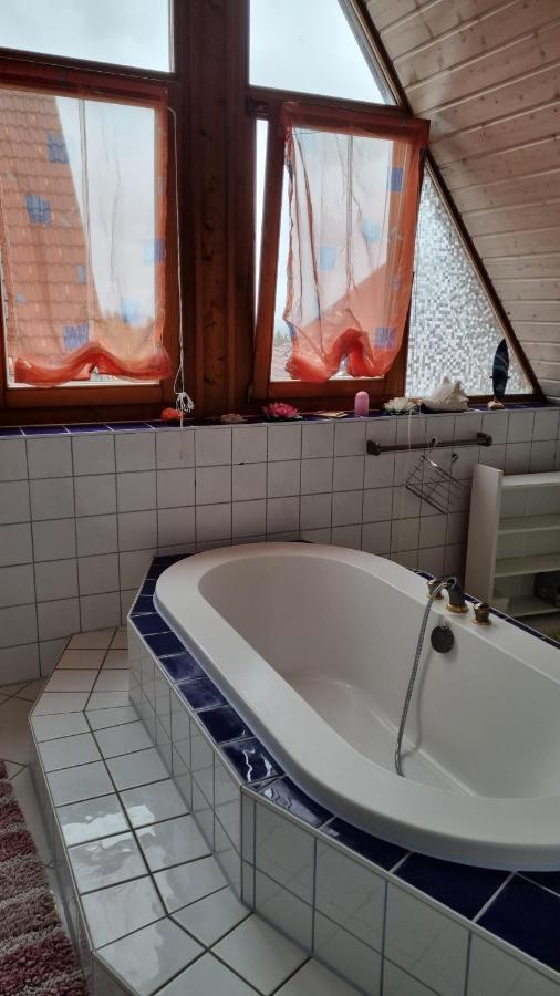 Apartment Schoene 4-zimmer-ferienwohnung Zu Vermieten *