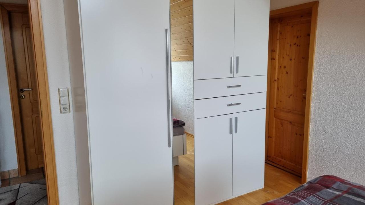 Apartment Schoene 4-zimmer-ferienwohnung Zu Vermieten Löffingen